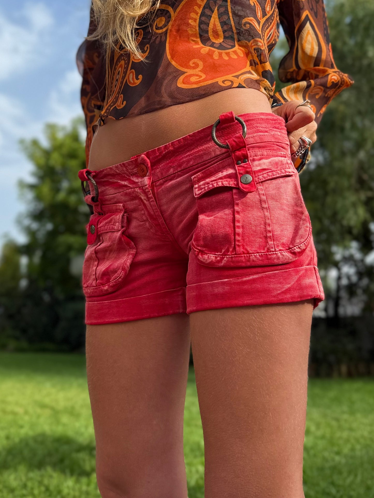 MOMOKA Shorts