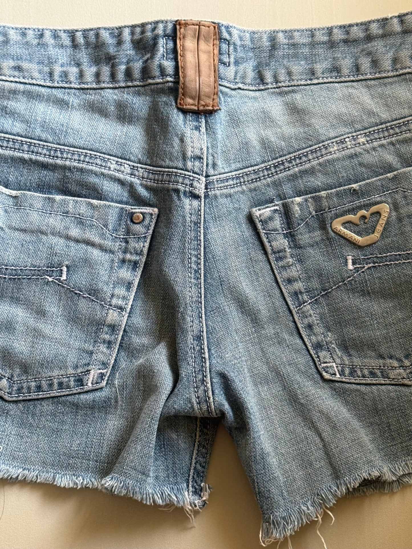 ARUMĀNI Shorts